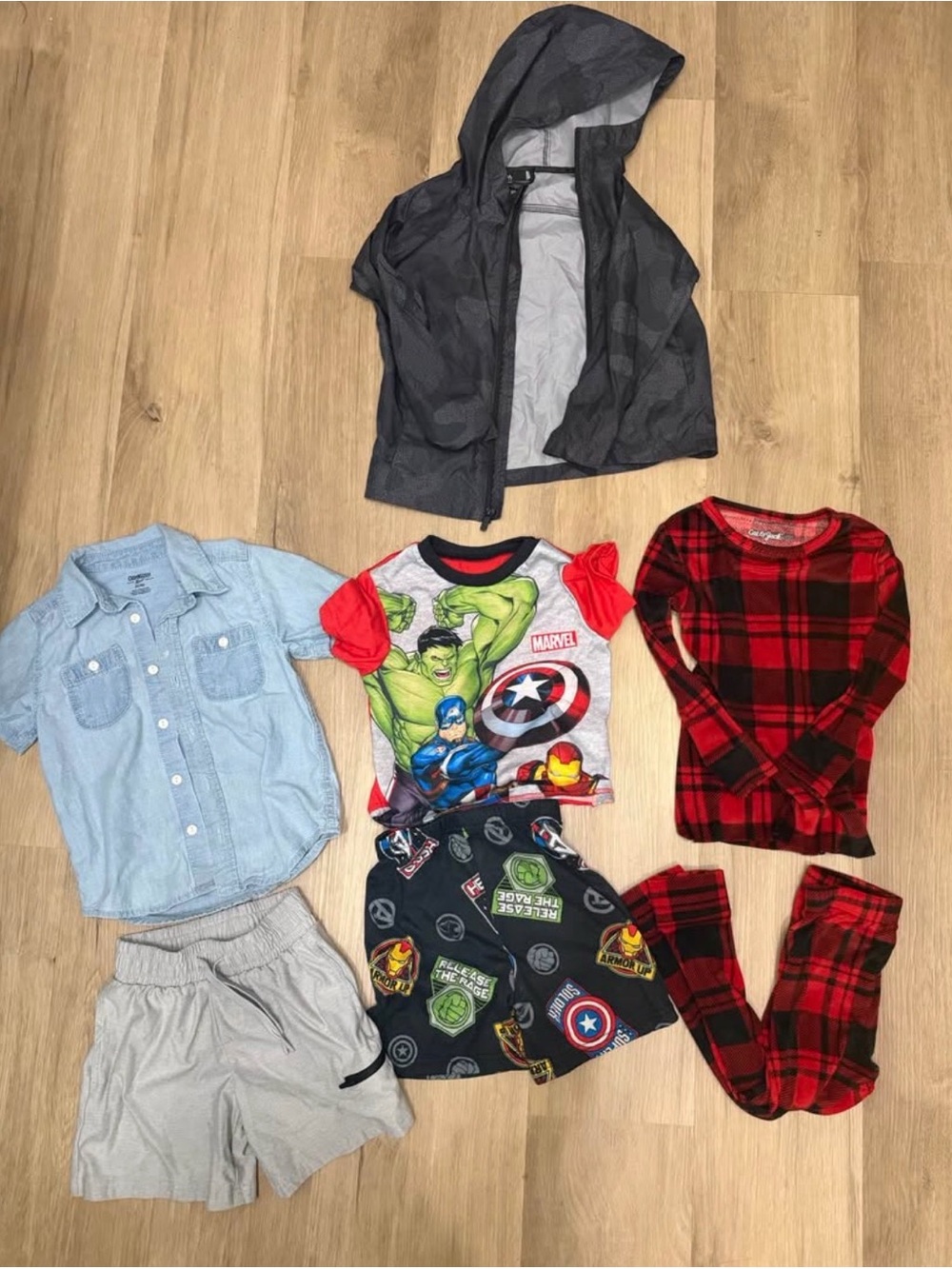 Boys Size 4T Clothing Lot (6 Pieces)
